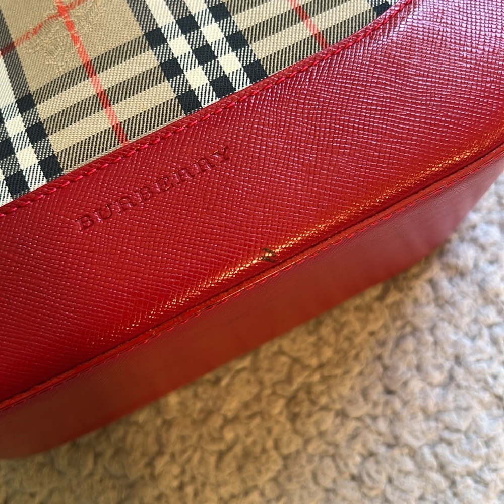 Burberry Canvas Nova Check Shoulder Bag - Picture 5 of 16